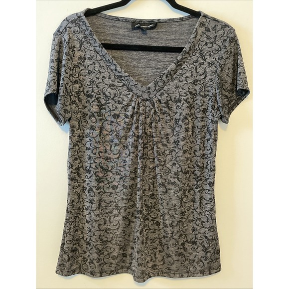 Briggs New York Tops - Briggs New York Large Gray Paisley Blouse Stretch V Neck Ruched Top